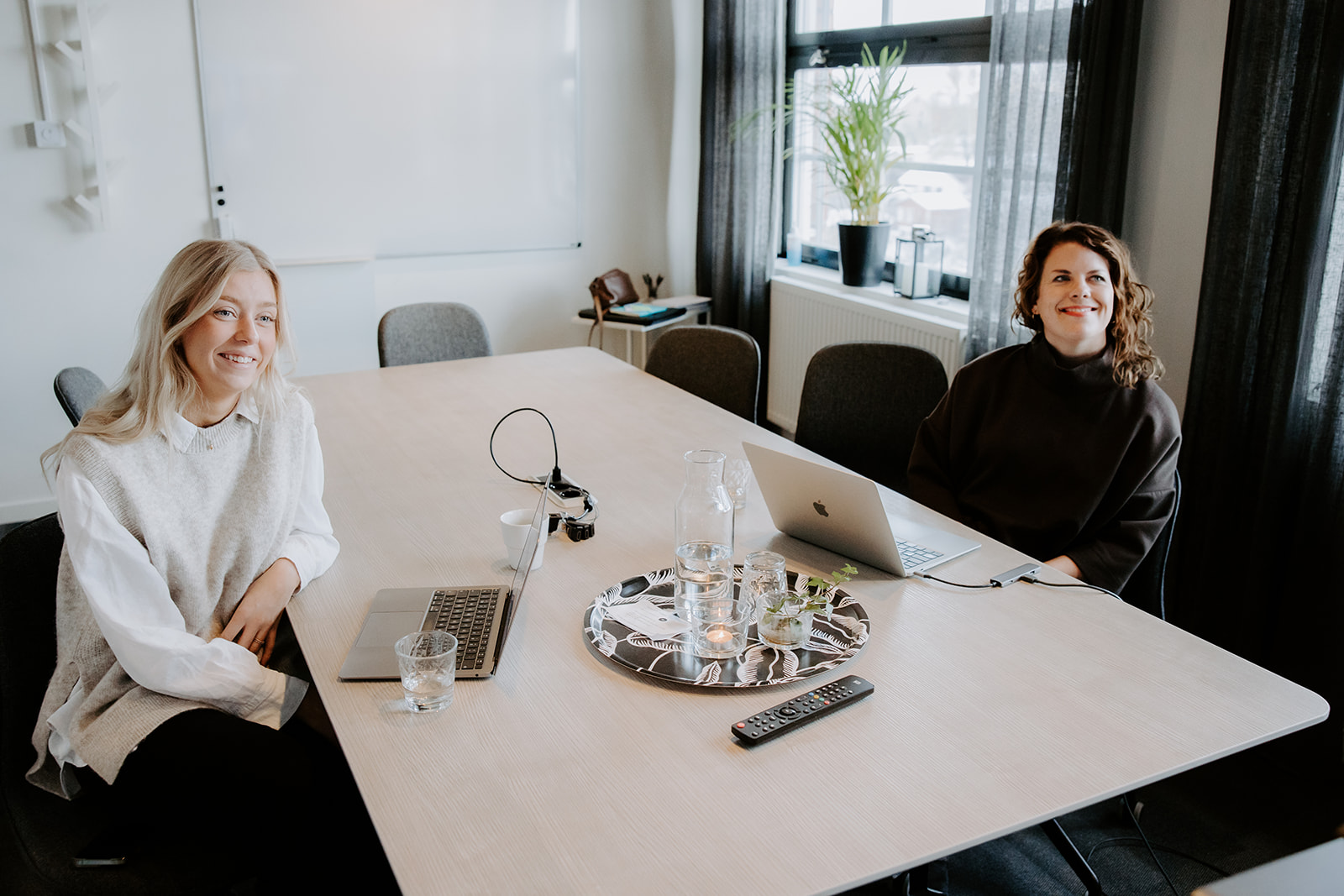 Tillsammans med kunden sätter vi tydliga mål för arbetet så att vi vet varför vi ska skapa innehåll.